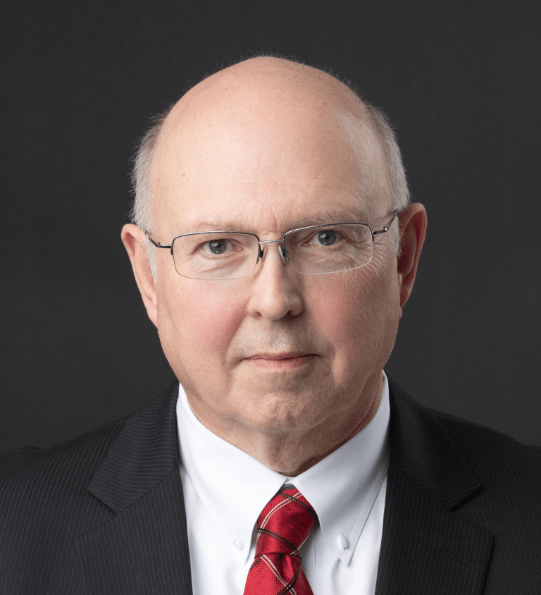 Roger Kelton Headshot